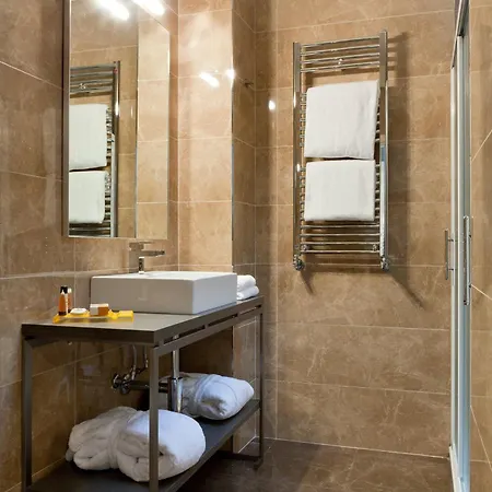 Mozart Hotel 4*