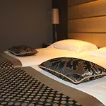 Mozart 4* Milaan