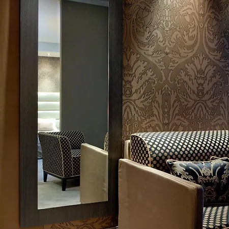Hotel Mozart 4*